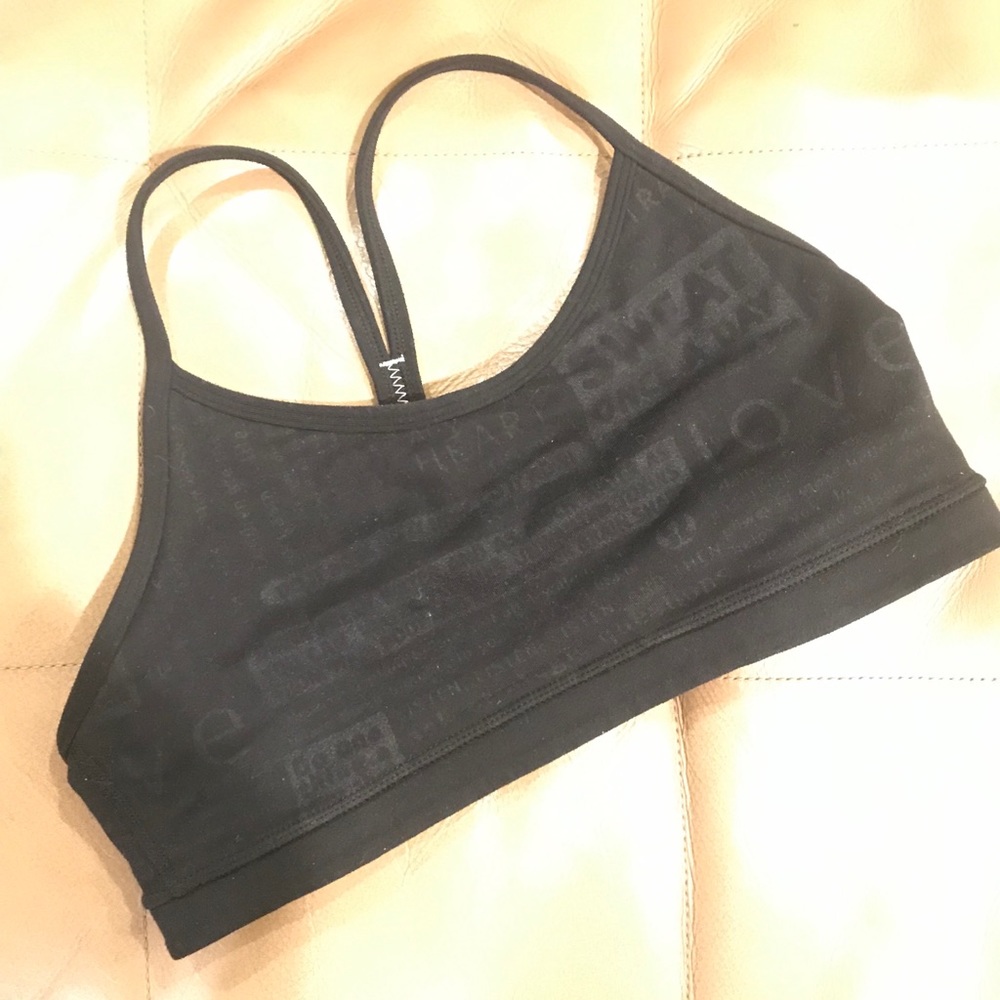Lululemon wide back extra small sports bra.